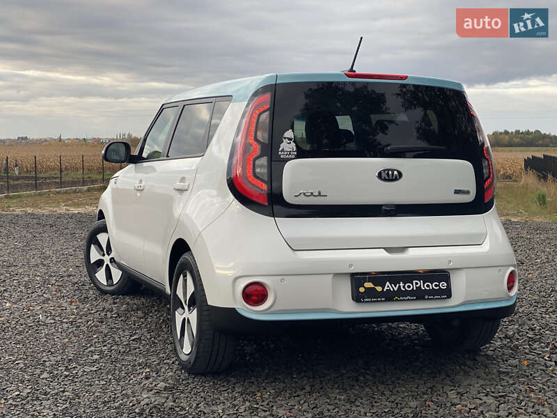 Позашляховик / Кросовер Kia Soul EV 2016 в Луцьку