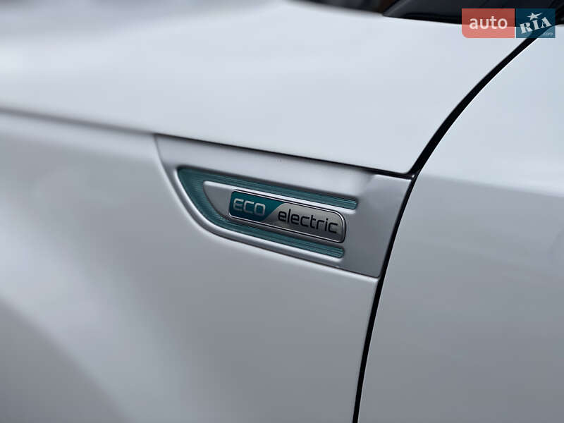 Позашляховик / Кросовер Kia Soul EV 2016 в Луцьку