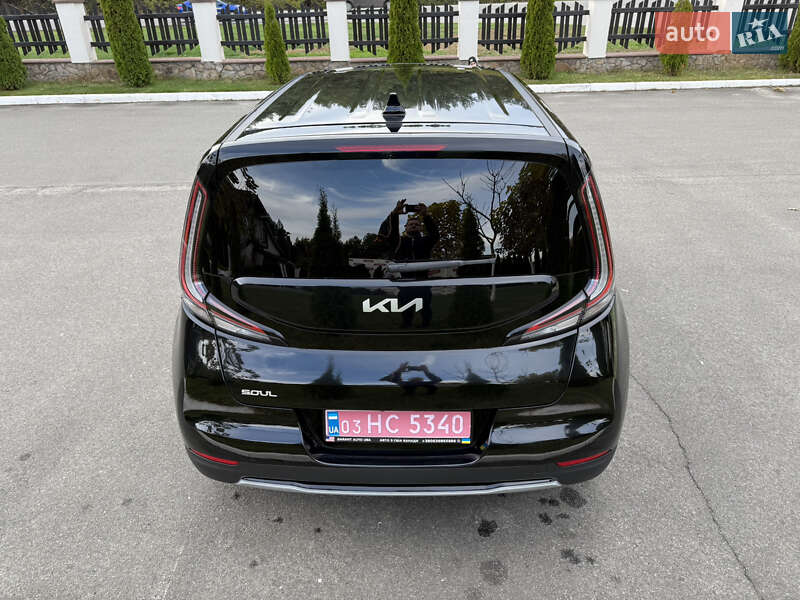 Внедорожник / Кроссовер Kia Soul EV 2023 в Киеве