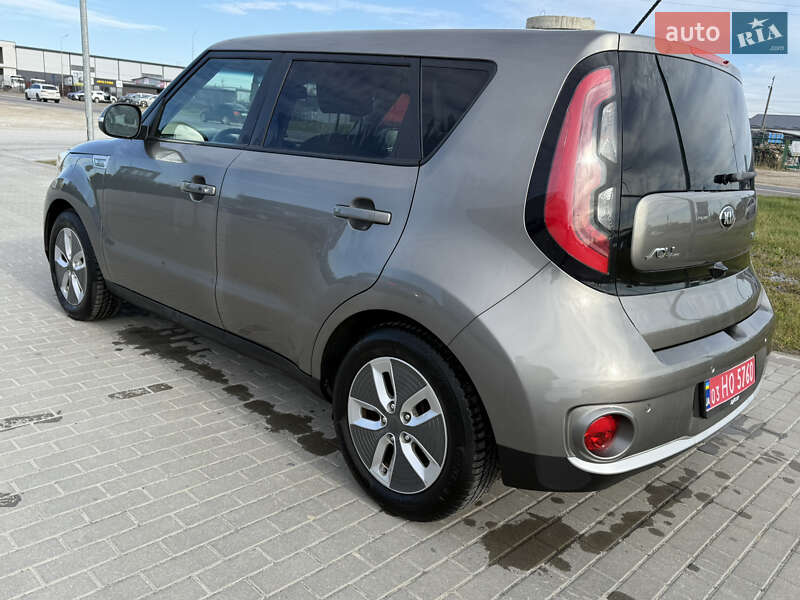 Внедорожник / Кроссовер Kia Soul EV 2018 в Львове фото 10 Внедорожник / Кроссовер Kia Soul EV 2018 в Львове