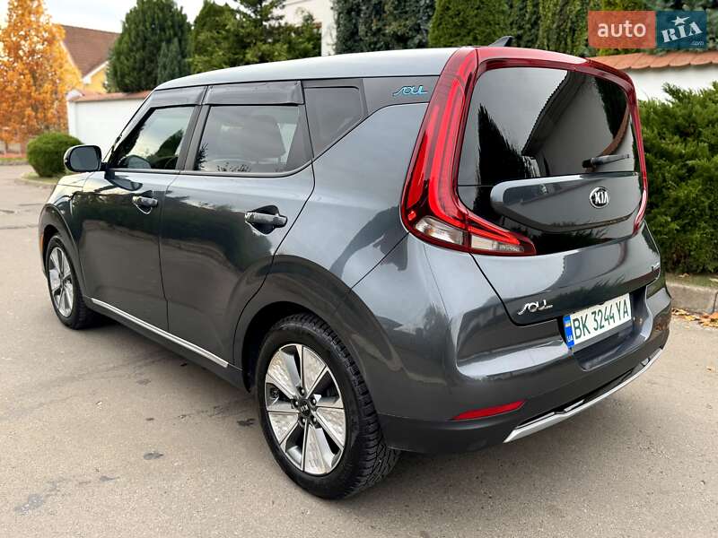 Внедорожник / Кроссовер Kia Soul EV 2021 в Ровно фото 5 Внедорожник / Кроссовер Kia Soul EV 2021 в Ровно