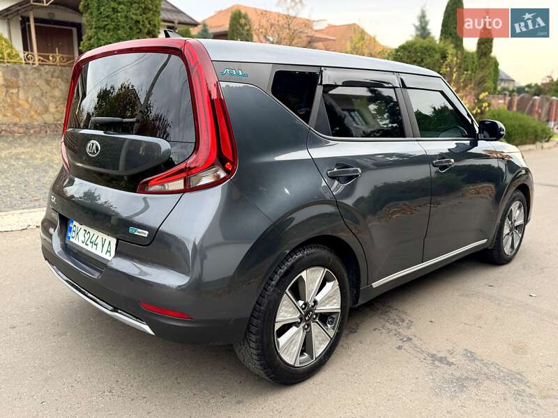 Внедорожник / Кроссовер Kia Soul EV 2021 в Ровно фото 4 Внедорожник / Кроссовер Kia Soul EV 2021 в Ровно