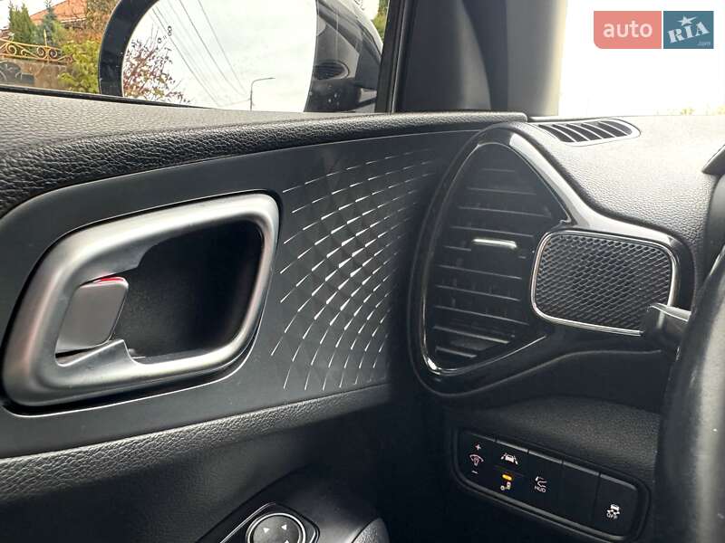 Внедорожник / Кроссовер Kia Soul EV 2021 в Ровно фото 25 Внедорожник / Кроссовер Kia Soul EV 2021 в Ровно