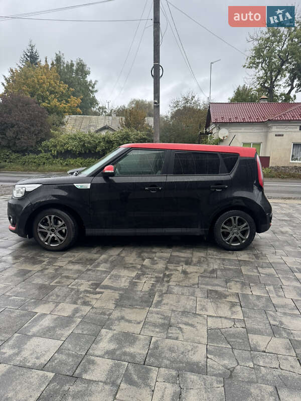 Внедорожник / Кроссовер Kia Soul EV 2016 в Бурштыне