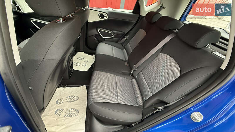 Внедорожник / Кроссовер Kia Soul EV 2021 в Киеве