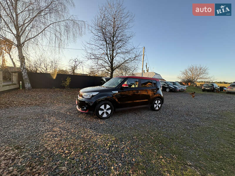 Внедорожник / Кроссовер Kia Soul EV 2015 в Луцке фото 9 Внедорожник / Кроссовер Kia Soul EV 2015 в Луцке