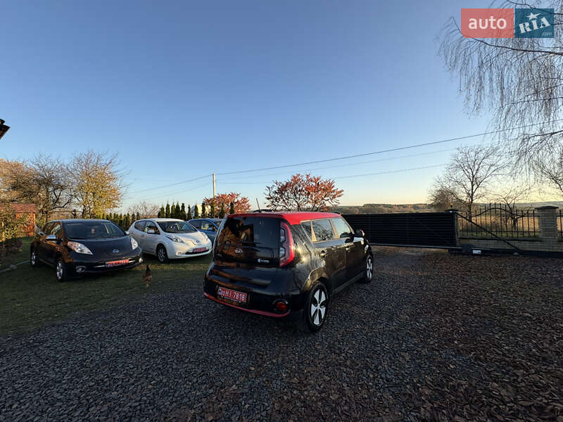 Внедорожник / Кроссовер Kia Soul EV 2015 в Луцке фото 13 Внедорожник / Кроссовер Kia Soul EV 2015 в Луцке