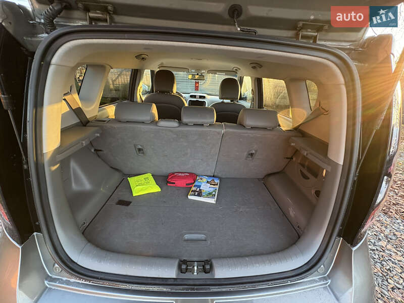 Внедорожник / Кроссовер Kia Soul EV 2016 в Луцке фото 20 Внедорожник / Кроссовер Kia Soul EV 2016 в Луцке