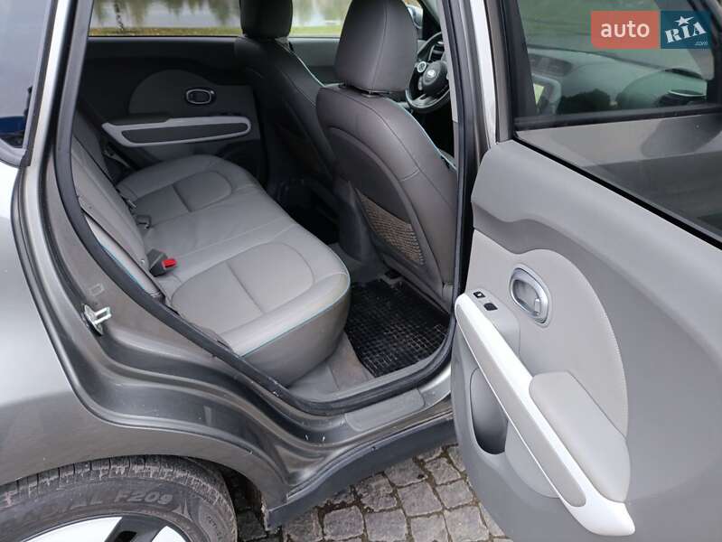 Внедорожник / Кроссовер Kia Soul EV 2015 в Львове