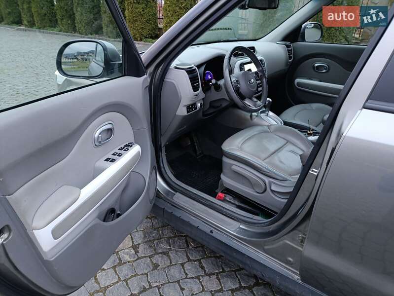 Внедорожник / Кроссовер Kia Soul EV 2015 в Львове