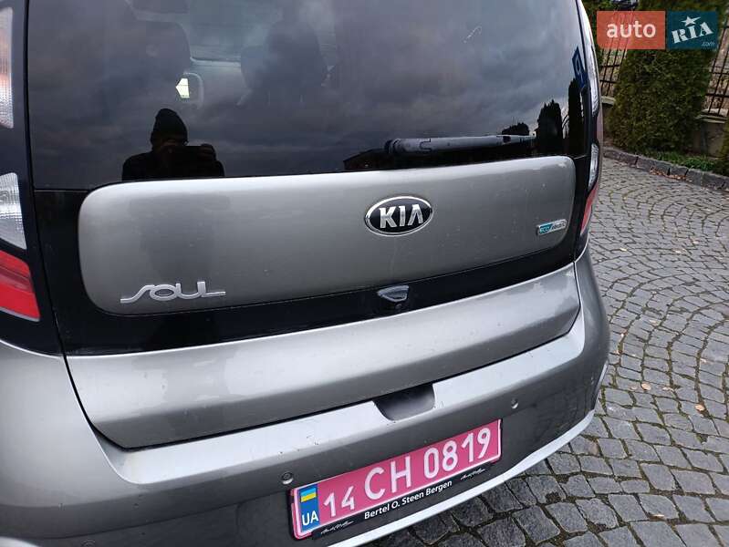 Внедорожник / Кроссовер Kia Soul EV 2015 в Львове