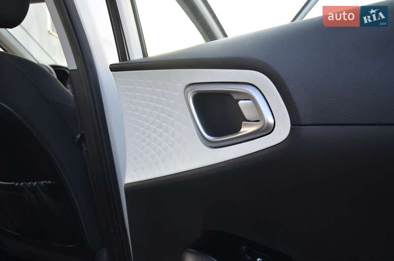 Позашляховик / Кросовер Kia Soul EV 2021 в Трускавці