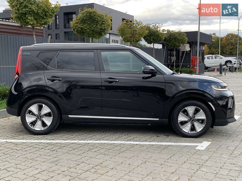 Внедорожник / Кроссовер Kia Soul EV 2021 в Львове