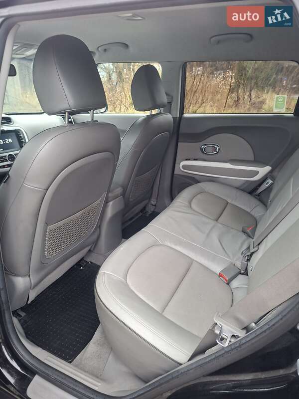 Внедорожник / Кроссовер Kia Soul EV 2016 в Дрогобыче