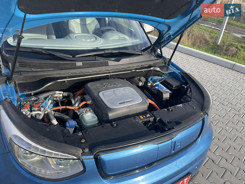 Позашляховик / Кросовер Kia Soul EV 2018 в Кропивницькому