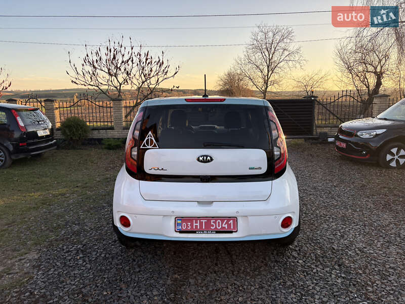 Позашляховик / Кросовер Kia Soul EV 2015 в Луцьку фото 5 Позашляховик / Кросовер Kia Soul EV 2015 в Луцьку