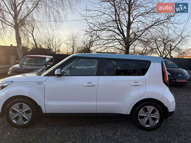 Позашляховик / Кросовер Kia Soul EV 2015 в Луцьку фото 7 Позашляховик / Кросовер Kia Soul EV 2015 в Луцьку