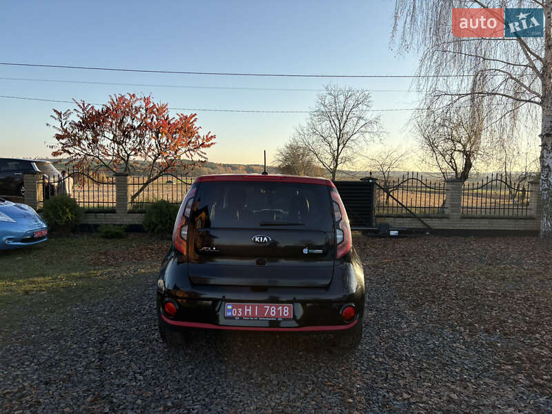 Позашляховик / Кросовер Kia Soul EV 2015 в Луцьку