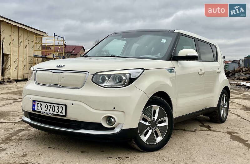 Позашляховик / Кросовер Kia Soul EV 2017 в Львові