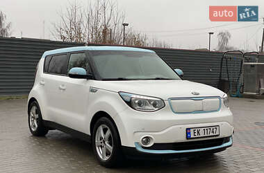 Позашляховик / Кросовер Kia Soul EV 2015 в Радивиліві