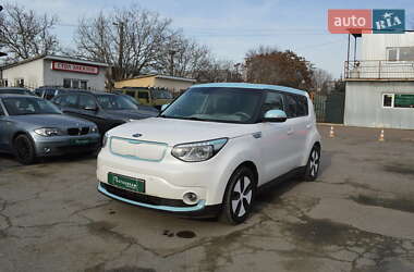 Внедорожник / Кроссовер Kia Soul EV 2016 в Одессе