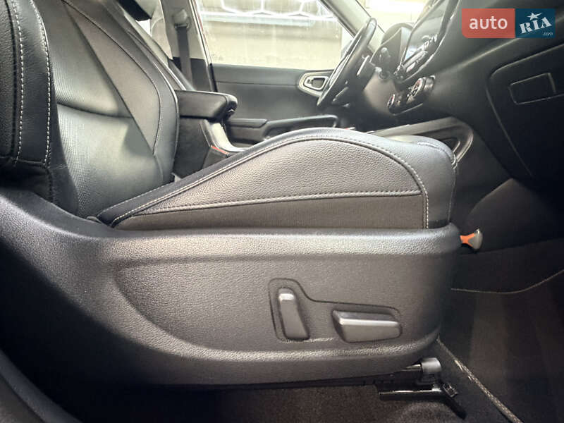 Позашляховик / Кросовер Kia Soul EV 2020 в Дрогобичі