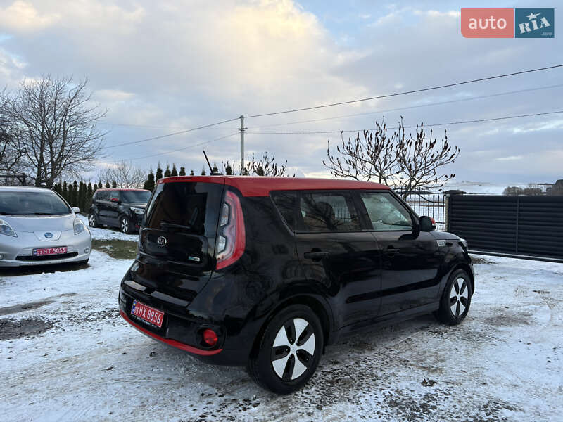 Внедорожник / Кроссовер Kia Soul EV 2016 в Луцке