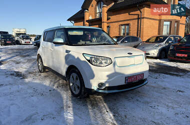 Позашляховик / Кросовер Kia Soul EV 2015 в Луцьку