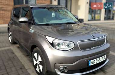 Внедорожник / Кроссовер Kia Soul EV 2014 в Сваляве