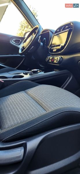 Внедорожник / Кроссовер Kia Soul EV 2019 в Ровно