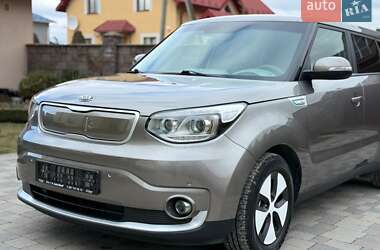 Внедорожник / Кроссовер Kia Soul EV 2017 в Ивано-Франковске