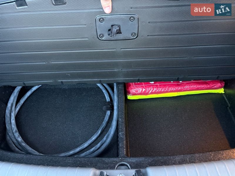 Внедорожник / Кроссовер Kia Soul EV 2017 в Луцке