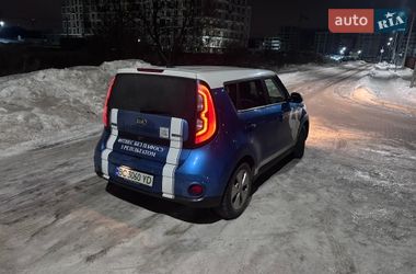 Позашляховик / Кросовер Kia Soul EV 2015 в Львові