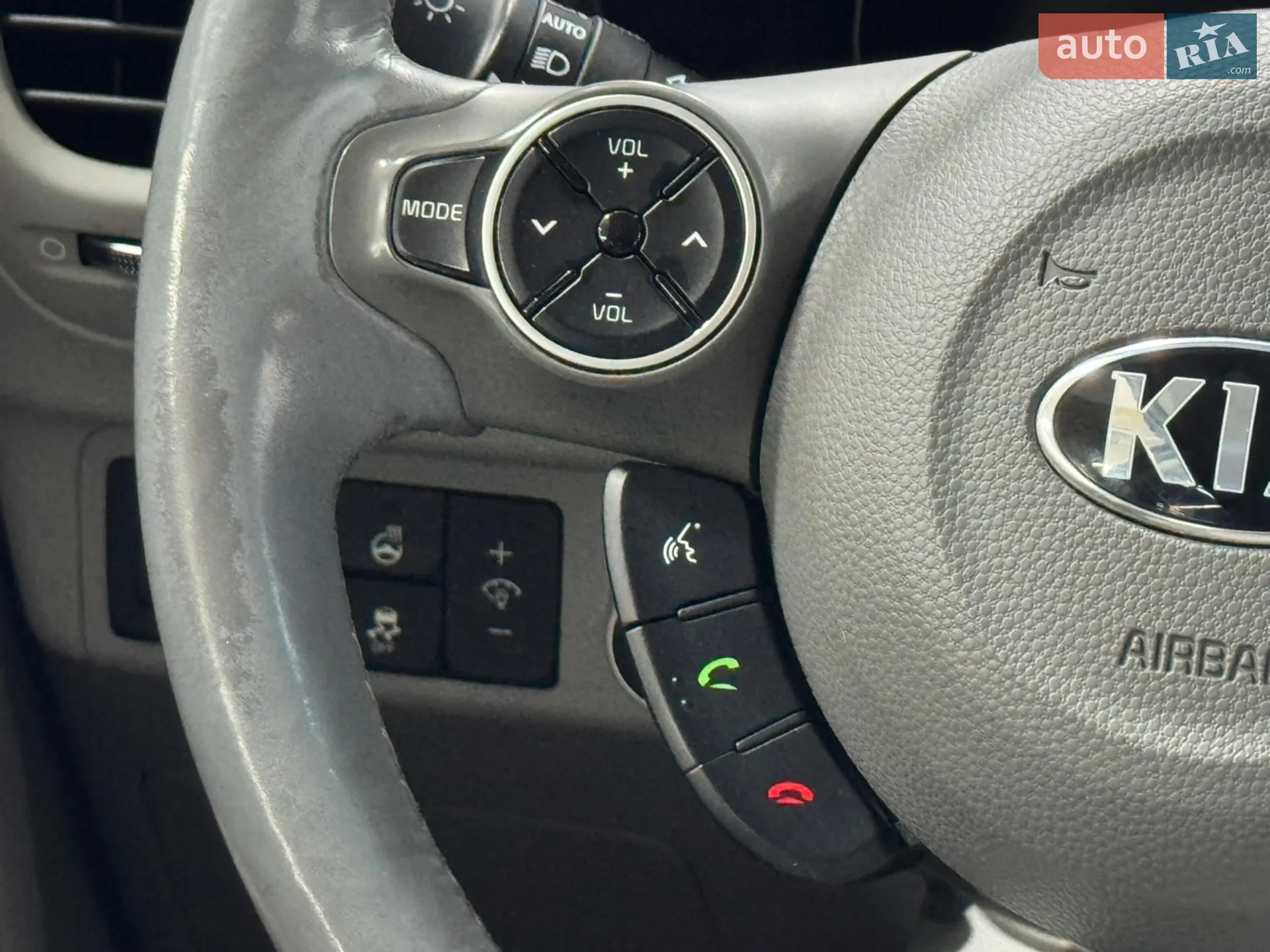 2015 Kia Soul EV - мініатюра 40
