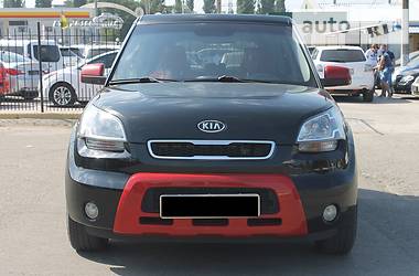 Хэтчбек Kia Soul 2010 в Николаеве