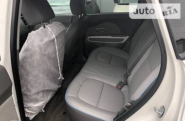 Хетчбек Kia Soul 2015 в 
