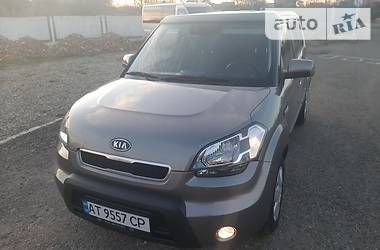 Хэтчбек Kia Soul 2010 в Калуше