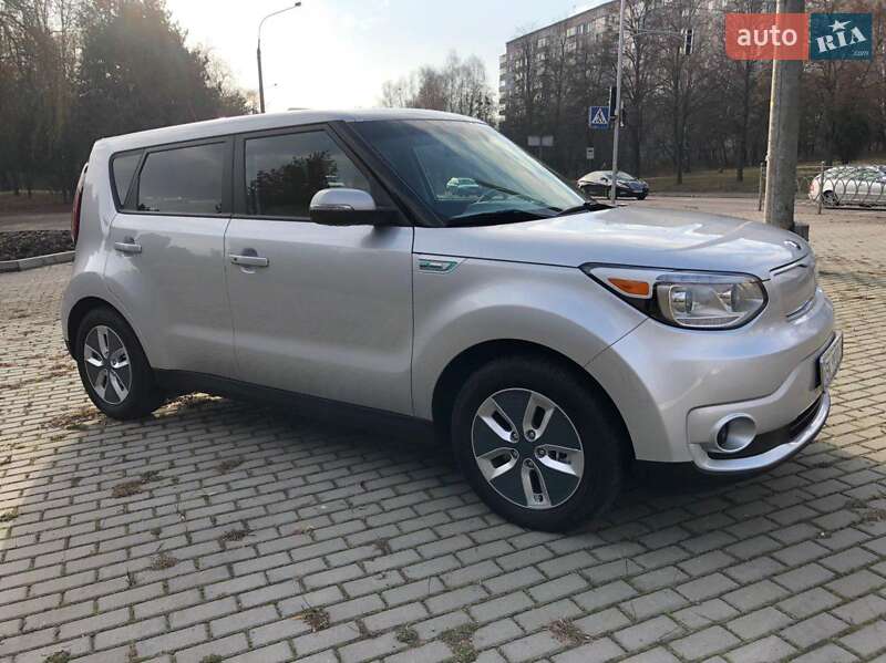 Хэтчбек Kia Soul 2016 в Ровно
