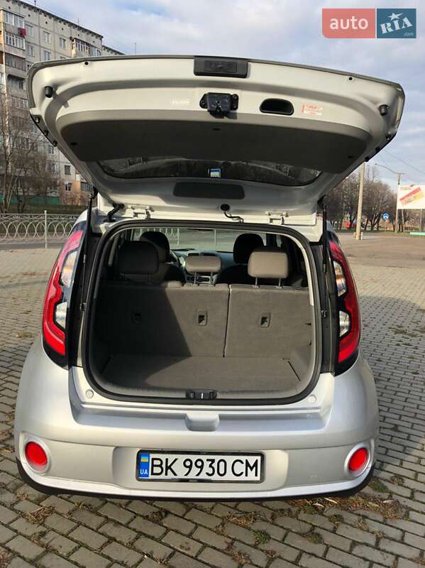 Хэтчбек Kia Soul 2016 в Ровно