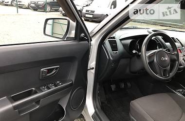 Хетчбек Kia Soul 2011 в 