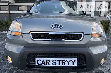 Хетчбек Kia Soul 2009 в 