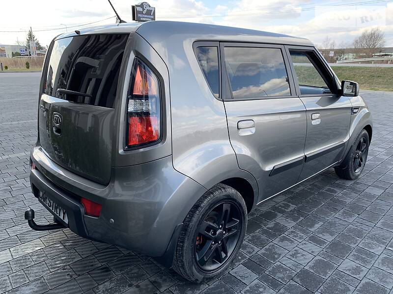 Хетчбек Kia Soul 2009 в Стрию