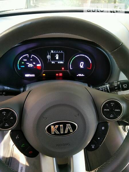 Хэтчбек Kia Soul 2017 в Одессе