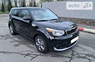 Хэтчбек Kia Soul 2016 в Киеве