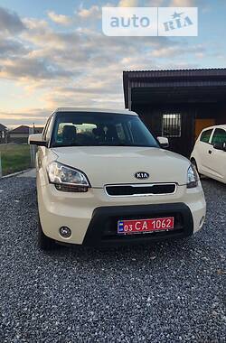 Универсал Kia Soul 2009 в Остроге