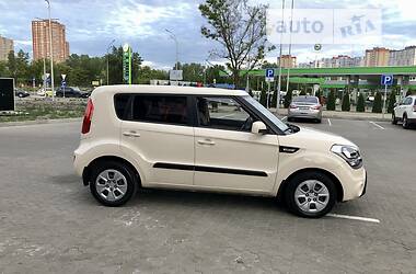 Хэтчбек Kia Soul 2011 в Киеве