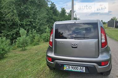 Хэтчбек Kia Soul 2012 в Чернигове