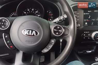 Внедорожник / Кроссовер Kia Soul 2017 в Черкассах