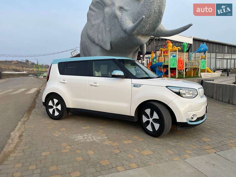 Внедорожник / Кроссовер Kia Soul 2015 в Одессе