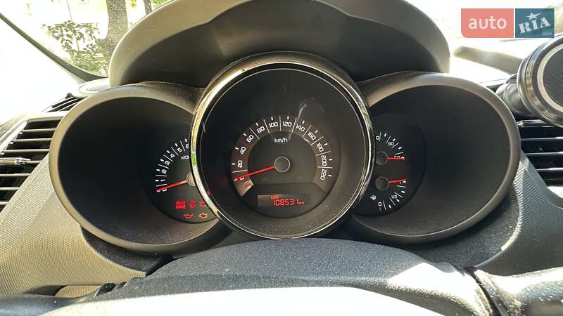 Позашляховик / Кросовер Kia Soul 2011 в Львові фото 4 Позашляховик / Кросовер Kia Soul 2011 в Львові